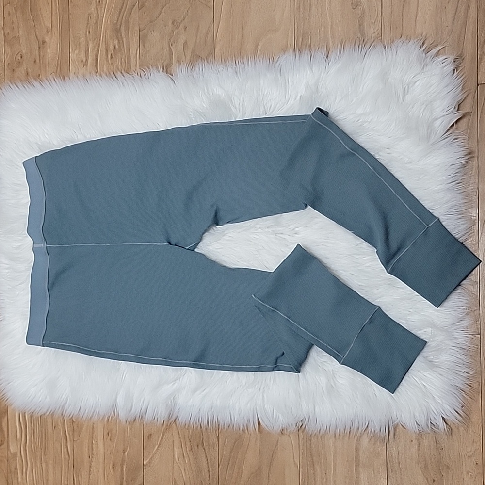 Skims | Ribbed Leggings In Kyanite - Picture 7 of 10